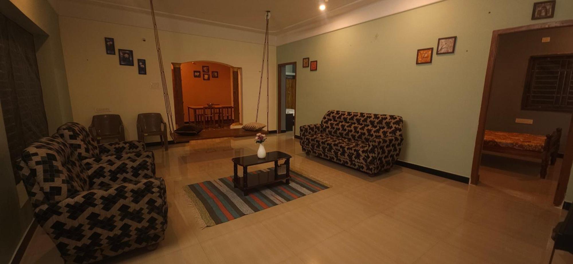 Shi'S Triveni Spacious 2Bhk Villa In Pappampatti, Коимбатур Экстерьер фото