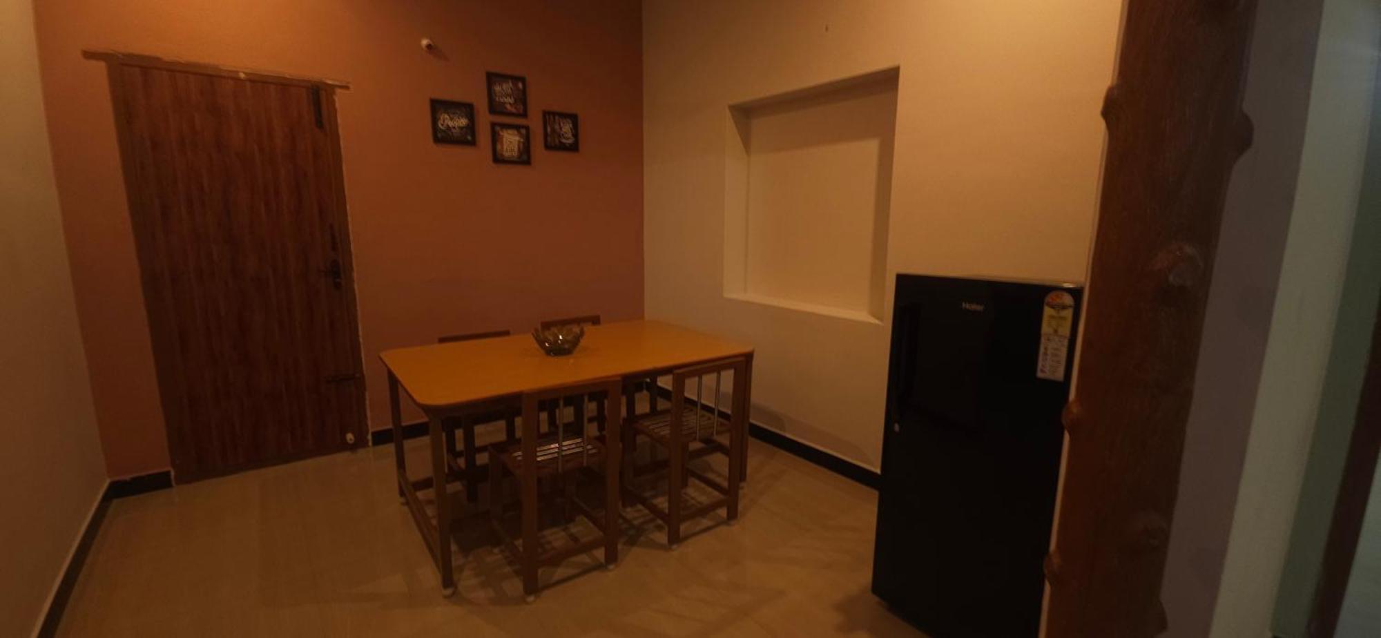 Shi'S Triveni Spacious 2Bhk Villa In Pappampatti, Коимбатур Экстерьер фото