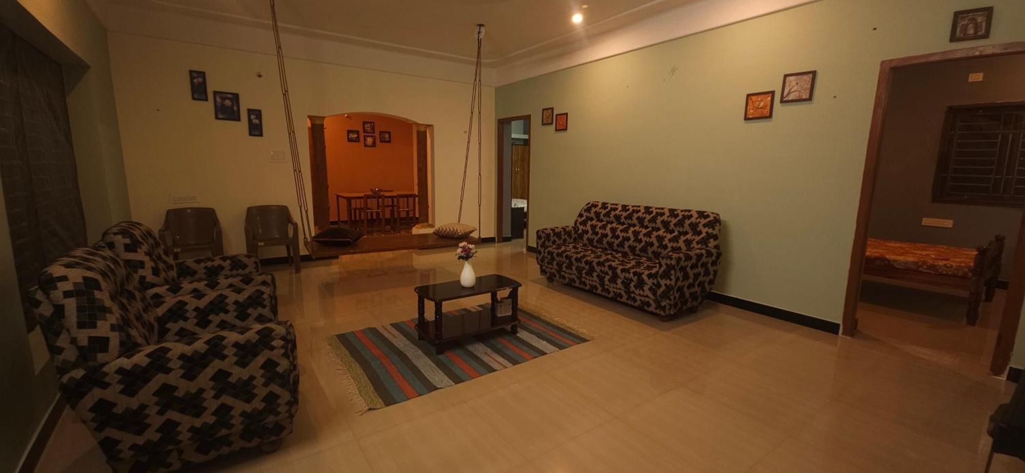 Shi'S Triveni Spacious 2Bhk Villa In Pappampatti, Коимбатур Экстерьер фото